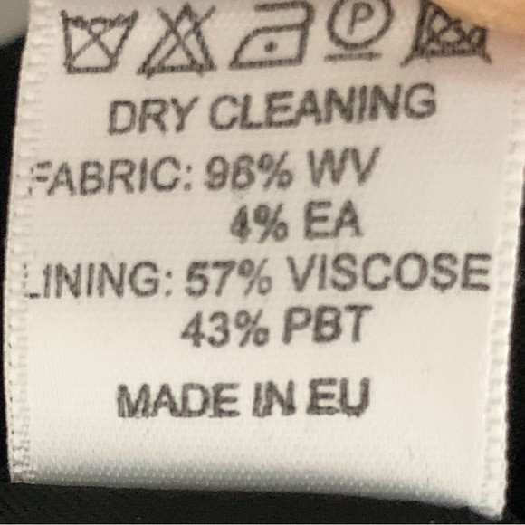 Elie Saab Elegant Black Attire - Picture 3 of 3